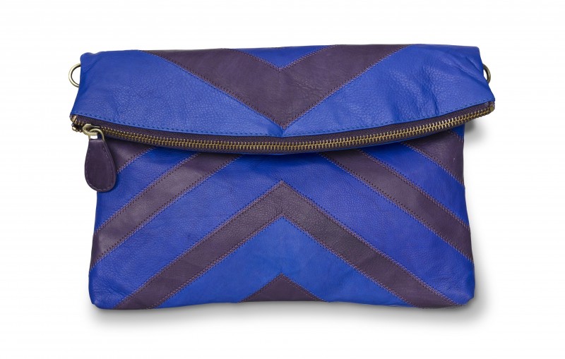 FC09-252 Angelina 699 DKK 99,9 EUR